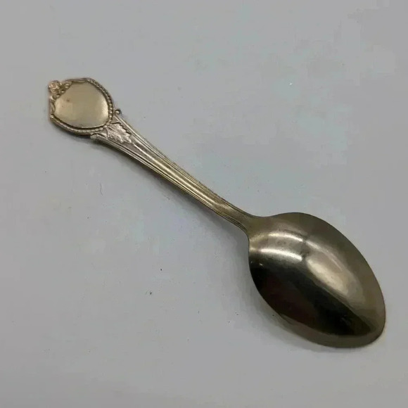 Vintage Washington State Souvenir Engraved Spoon Kitschy cool Seagull - Picture 5 of 5
